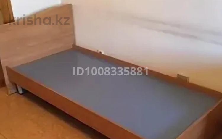 1 бөлме · 13 м² · 3 қабат, Бажова 331/3, бағасы: 150 000 ₸ в Усть-Каменогорске — фото 2
