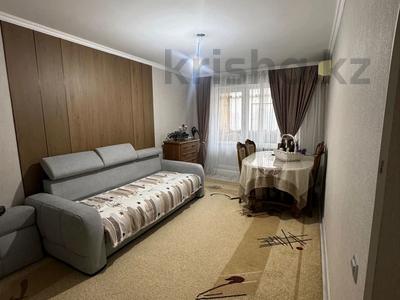 3-бөлмелі пәтер · 59 м² · 2/5 қабат, Айнабұлақ-3 ш/а. 114, бағасы: 45 млн ₸ в Алматы, Жетысуский р-н
