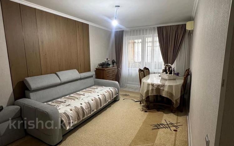 3-бөлмелі пәтер · 59 м² · 2/5 қабат, Айнабұлақ-3 ш/а. 114, бағасы: 45 млн ₸ в Алматы, Жетысуский р-н — фото 2
