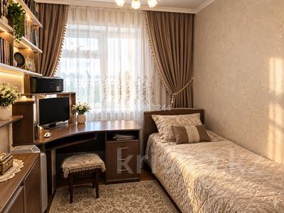 3-комнатная квартира · 65 м², Ауэзова 34 — Рядом Акимам за 200 000 ₸ в Щучинске