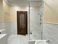 4-бөлмелі пәтер · 165 м² · 4/4 қабат, Мирас 63, бағасы: 200 млн ₸ в Алматы, Бостандыкский р-н — фото 33