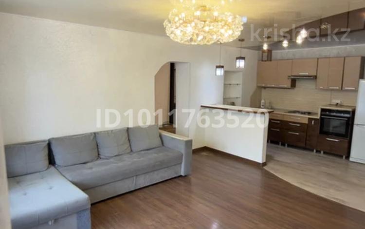 4-комнатная квартира · 88 м² · 2/5 этаж, Бауыржан момышулы 115 за 370 000 〒 в Экибастузе — фото 2