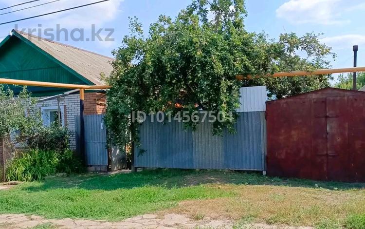Отдельный дом · 5 комнат · 97 м² · 4.61 сот., мкр Айгуль, Лизы чайкина 2 — Чуйкова за 30 млн ₸ в Уральске — фото 2