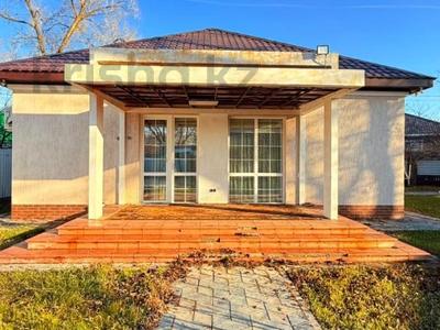Жеке үй · 4 бөлме · 117.2 м² · 5 жүзд., Самал 3, бағасы: 42 млн ₸ в Уральске