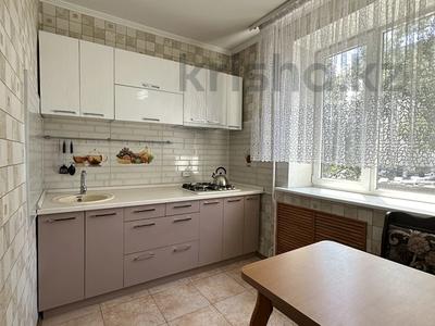 2-бөлмелі пәтер · 54 м² · 4/5 қабат, Жандосова 49 — Правды, бағасы: 250 000 ₸ в Алматы, Бостандыкский р-н