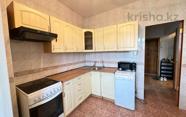 2-комнатная квартира · 60 м² · 6/12 этаж, мкр Самал-2 77 — Мендикулова - Бектурова за 380 000 ₸ в Алматы, Медеуский р-н — фото 2