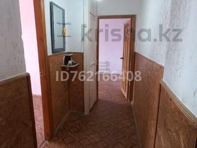 2-бөлмелі пәтер · 40 м² · 1/4 қабат, 1мкрн 1/30 — Боран магазиннің артында орналаскан, бағасы: 12 млн ₸ в Ленгере