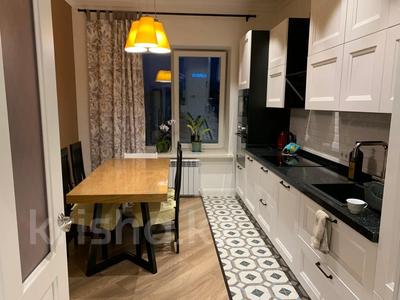 3-бөлмелі пәтер · 120 м² · 11/13 қабат, Достык 97, бағасы: 120 млн ₸ в Алматы, Медеуский р-н