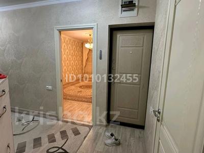 4-комнатная квартира · 92 м² · 3/5 этаж, 15-й мкр 52 — Напротив ресторана Айдын за 300 000 〒 в Актау