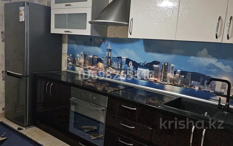 2-бөлмелі пәтер · 70 м² · 19/19 қабат, Розыбакиева 289 — Ал фараби, бағасы: 350 000 ₸ в Алматы, Бостандыкский р-н — фото 2