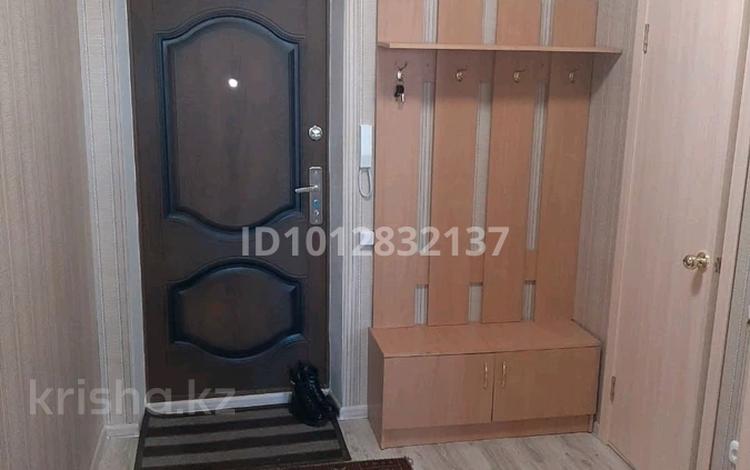 2-бөлмелі пәтер · 57 м² · 1/6 қабат, Юбилейный 42, бағасы: 200 000 ₸ в Костанае — фото 2