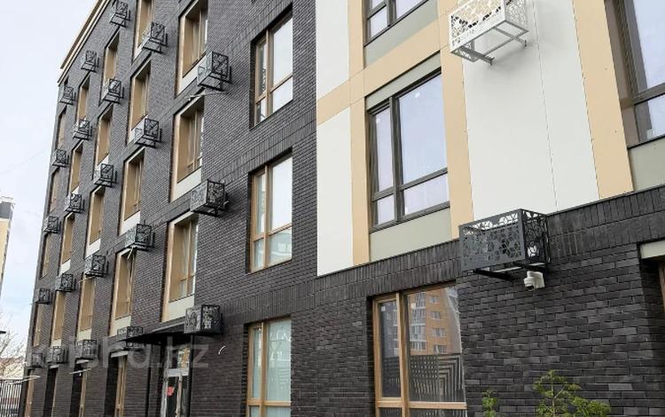 3-бөлмелі пәтер · 93 м² · 4/5 қабат, мкр. Алтын орда 22е, бағасы: 41 млн ₸ в Актобе — фото 2