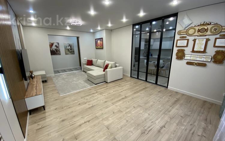 3-комнатная квартира · 120.9 м² · 1/3 этаж, Какимбек Салыков — Школа "Tamos" за 107 млн 〒 в Алматы, Бостандыкский р-н — фото 68