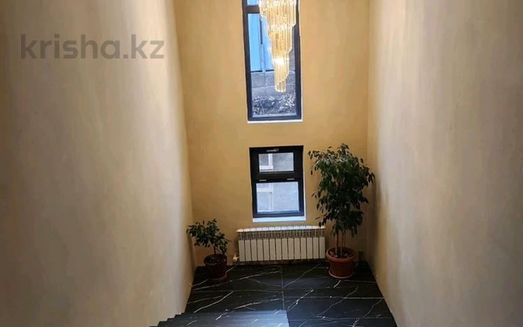 Жеке үй · 6 бөлме · 300 м² · 10 жүзд., Крымская — Мкр компот, бағасы: 2 млн ₸ в Алматы, Медеуский р-н — фото 2