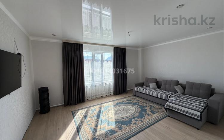 Дом · 4 комнаты · 115 м², Уалиханова 181 за 45 000 ₸ в Кокшетау — фото 2