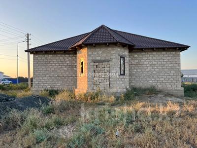 Жеке үй · 5 бөлме · 178.8 м² · 12 жүзд., Көкарна ш/а., Смағұл қосыбаев 81 81 — Смағұл қосыбаев 81, бағасы: 10.5 млн ₸ в Атырау, мкр Кокарна