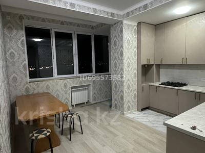 2-комнатная квартира, 60 м², 5/8 этаж помесячно, Жапсарбаева 67/3 за 250 000 〒 в Алматы, Алатауский р-н