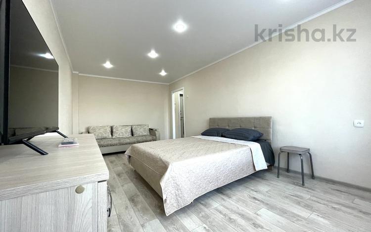1-комнатная квартира · 33 м² · 4/9 этаж, Жабаева 170 — Centr Petro за 16 000 ₸ в Петропавловске — фото 2