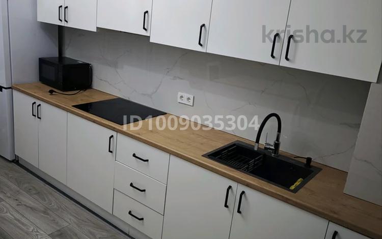 2-комнатная квартира · 68 м² · 3/18 этаж, Розыбакиева 237 — Mega Alma ata за 490 000 ₸ в Алматы, Бостандыкский р-н — фото 2