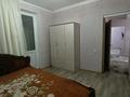 3-комнатная квартира, 70 м², 3/5 этаж помесячно, 15 мкр за 120 000 〒 в Туркестане — фото 6
