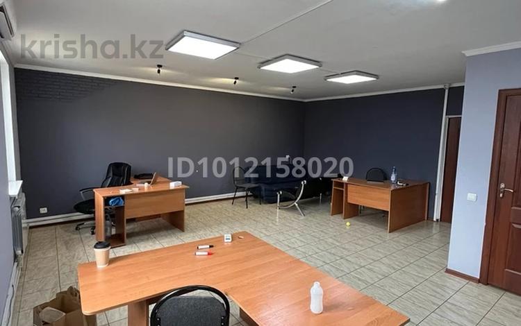 Кеңселер · 100 м², бағасы: 450 000 ₸ в Алматы, Медеуский р-н — фото 10