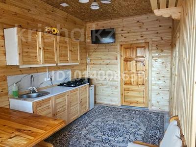 Жеке үй · 2 бөлме · 25 м², Мерей 1а — Магазин Арман, бағасы: 25 000 ₸ в Бурабае