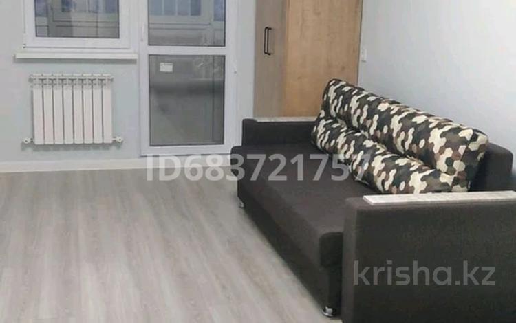 1-комнатная квартира · 40 м² · 6/10 этаж · помесячно, мкр Шугыла, Жунисова 8/9 — Ул.Толе би