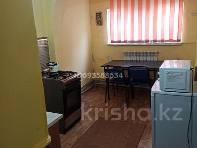 1-комнатная квартира, 25 м², 1 этаж посуточно, 1 мик 4 дом — Каспий банк за 5 000 〒 в Кульсары