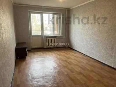 1-бөлмелі пәтер, 34 м², 4/5 қабат, Мкр. Ақбұлақ, бағасы: 9.4 млн 〒 в Таразе