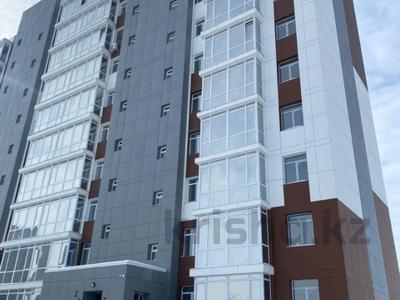 3-комнатная квартира, 68.5 м², 1/10 этаж, Есенберлина 76 за 25.5 млн 〒 в Усть-Каменогорске