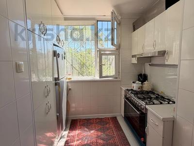 4-бөлмелі пәтер · 90 м² · 1/5 қабат, 12-ш/а. 44, бағасы: 30 млн ₸ в Актау, 12-й мкр