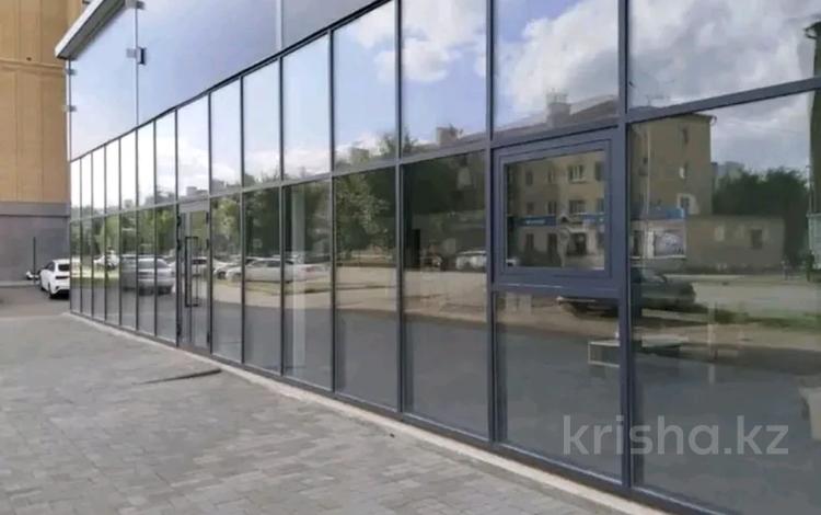 Свободное назначение, офисы, магазины и бутики, салоны красоты, фитнес и спорт, образование, развлечения · 200 м² за 800 000 ₸ в Кокшетау — фото 2