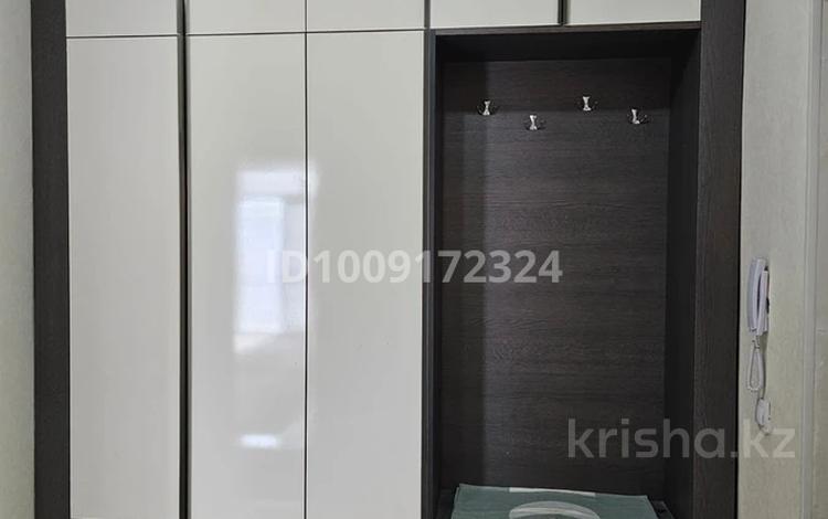 3-бөлмелі пәтер · 82 м², Куаныша Толеметова 50/13, бағасы: 260 000 ₸ в Шымкенте, Абайский р-н — фото 2