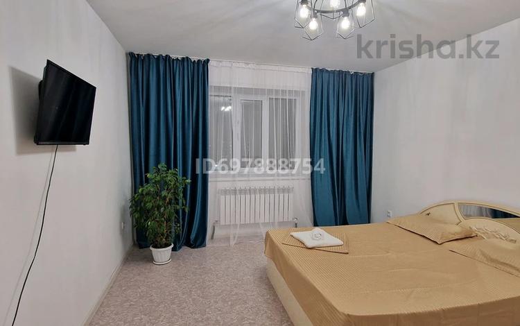 1-комнатная квартира · 46 м² · 9/9 этаж, Камзина — Батырмол, парк Гагарина за 11 000 〒 в Павлодаре — фото 2