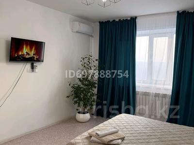 1-комнатная квартира · 46 м² · 9/10 этаж, Камзина — Батырмол, парк Гагарина за 12 000 〒 в Павлодаре