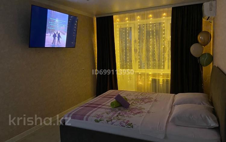 1-бөлмелі пәтер · 40 м² · 5/5 қабат, мкр 11 15, бағасы: 10 000 ₸ в Актобе — фото 2