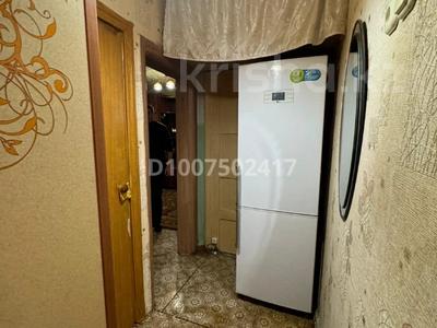 2-комнатная квартира · 45 м² · 4/5 этаж, Пришахтинск, 21й микрорайон за 110 000 〒 в Караганде, Алихана Бокейханова р-н