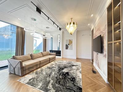 4-бөлмелі пәтер · 320 м² · 1/3 қабат, Кербулакская 8/1 к1, бағасы: 310 млн ₸ в Алматы, Медеуский р-н