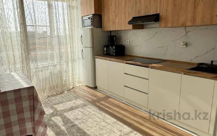 1-комнатная квартира · 45 м² · 5/7 этаж, Касыма Шарипова 206/9 за 26 млн ₸ в Алматы, Алатауский р-н — фото 3