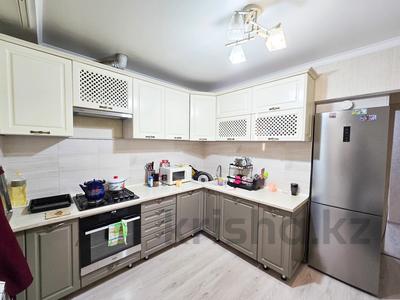 4-комнатная квартира · 87.5 м² · 5/5 этаж, Мкр Жулдыз за 22.5 млн 〒 в Талдыкоргане, мкр военный городок Жулдыз