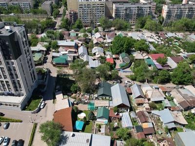 Жер телімі · 10 сотық, Чернова 122 — Навои -Токтабаева, бағасы: 108 млн ₸ в Алматы, Ауэзовский р-н