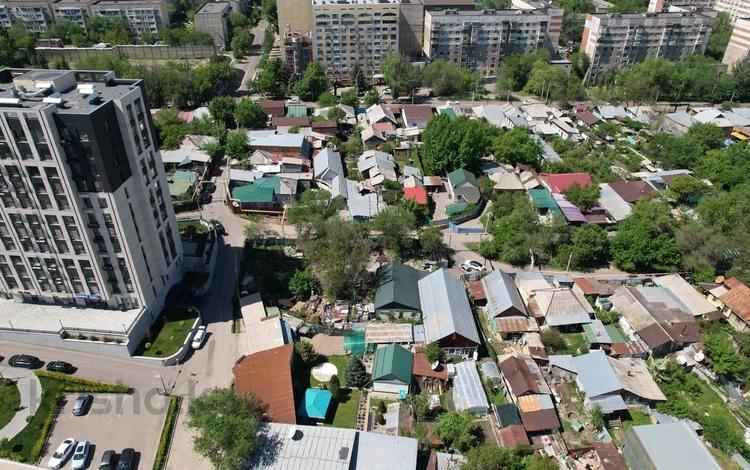 Жер телімі · 10 сотық, Чернова 122 — Навои -Токтабаева, бағасы: 108 млн ₸ в Алматы, Ауэзовский р-н — фото 2