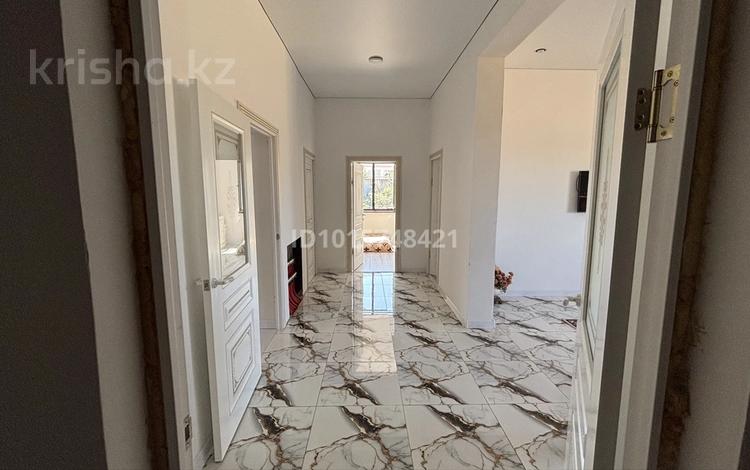 Отдельный дом · 4 комнаты · 144 м² · 8 сот., Бырлик за 38 млн ₸ в Каскелене — фото 2