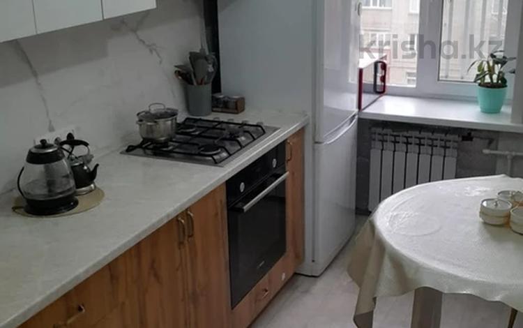 3-комнатная квартира · 64 м² · 5/5 этаж, Казахстанская правда 120 за 200 000 ₸ в Петропавловске — фото 2