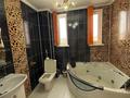 4-бөлмелі пәтер · 180 м² · 2/4 қабат, Абулхайыр хан 7а — Район депо, бағасы: 250 000 ₸ в Уральске — фото 11