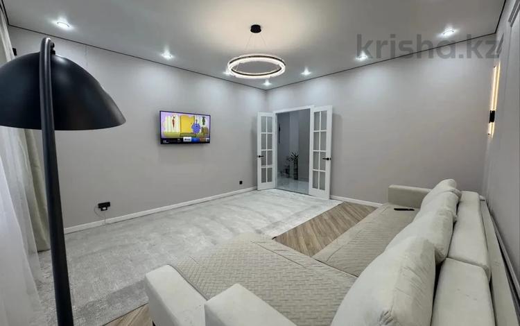 3-комнатная квартира · 105 м² · 10/17 этаж, Розыбакиева за 650 000 ₸ в Алматы, Бостандыкский р-н — фото 2