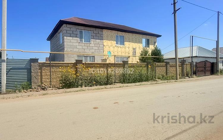 Отдельный дом · 5 комнат · 250 м² · 10 сот., Абай Құнанбайұлы 8 за 42 млн ₸ в  — фото 2