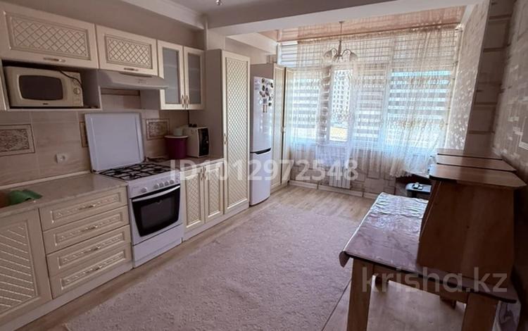 2-бөлмелі пәтер · 65 м² · 2/9 қабат, 19-й мкр 2, бағасы: 290 000 ₸ в Актау — фото 2