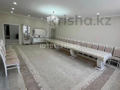 Отдельный дом · 5 комнат · 260 м² · 260 сот., мкр Самал, Борис Матвеев 20 за 78 млн ₸ в Атырау