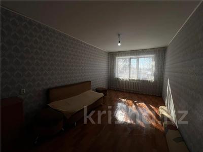 2-комнатная квартира · 47.2 м² · 2/5 этаж, Майкудук, 16й микрорайон за 9.5 млн ₸ в Караганде, Алихана Бокейханова р-н